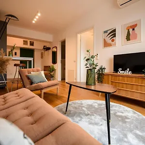  Apartament The Geometrist - Stunning 1br With Balcony